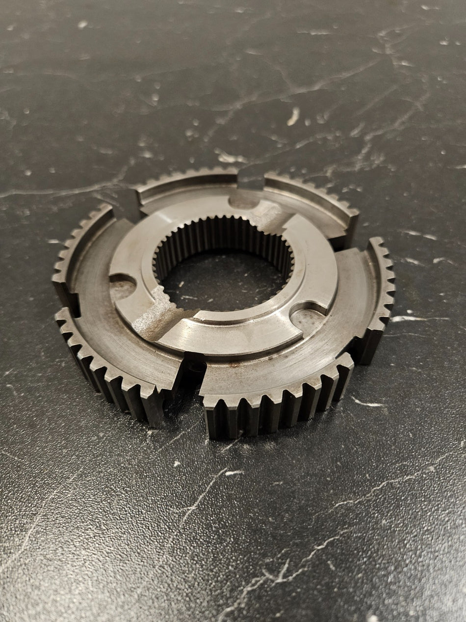 ZF S6-650 synchro hub high torque in close-up view, showcasing the gear structure and design features.