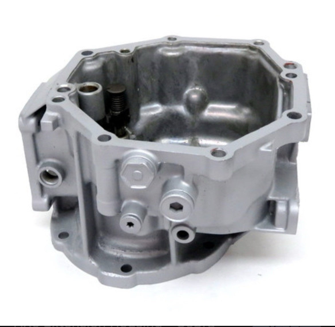 AX5 TAILHOUSING CHEROKEE USED image showcasing the external view of the used tailhousing component.