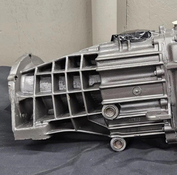 NV3500 Rear Tailhousing CHEVROLET USED 4WD showing the side profile and structural details of the component.