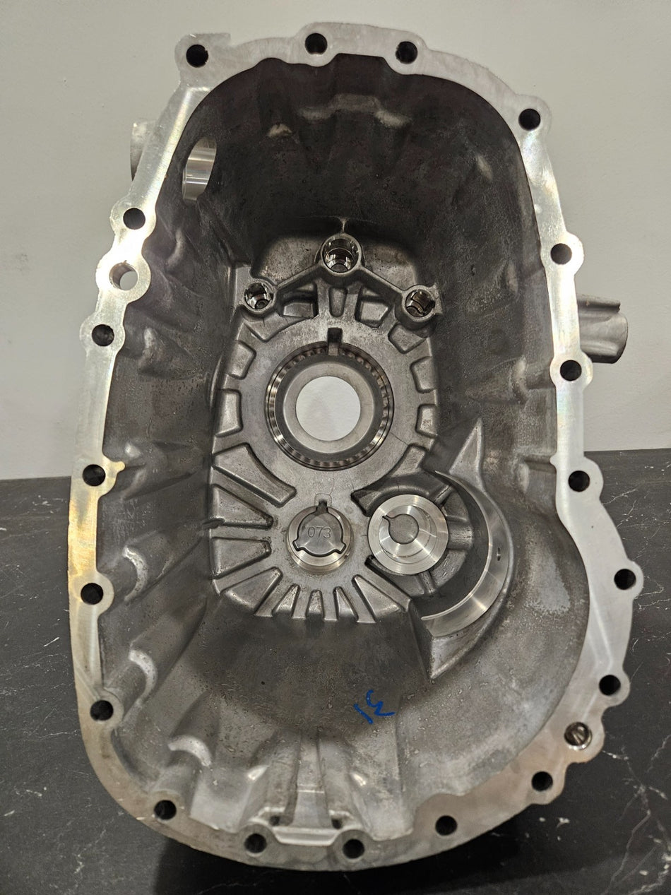 ZF S6-650 tail housing 7.3L inner view showing counter shaft bearing and detailed structure.