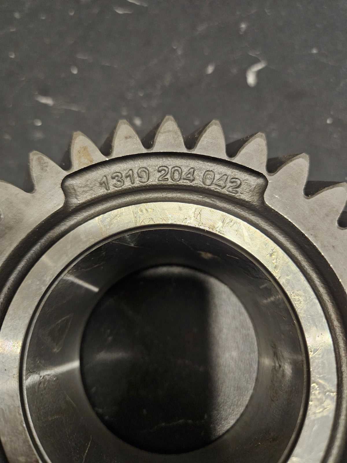 ZF S6-750 2nd gear mainshaft showing detailed gear teeth and part number 1319 204 042.